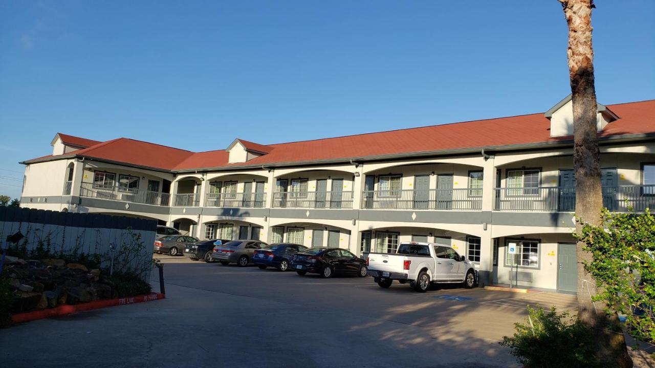 Palace Inn Addicks Exterior photo